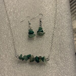 Elegant Green Stone Necklace and Earring Set